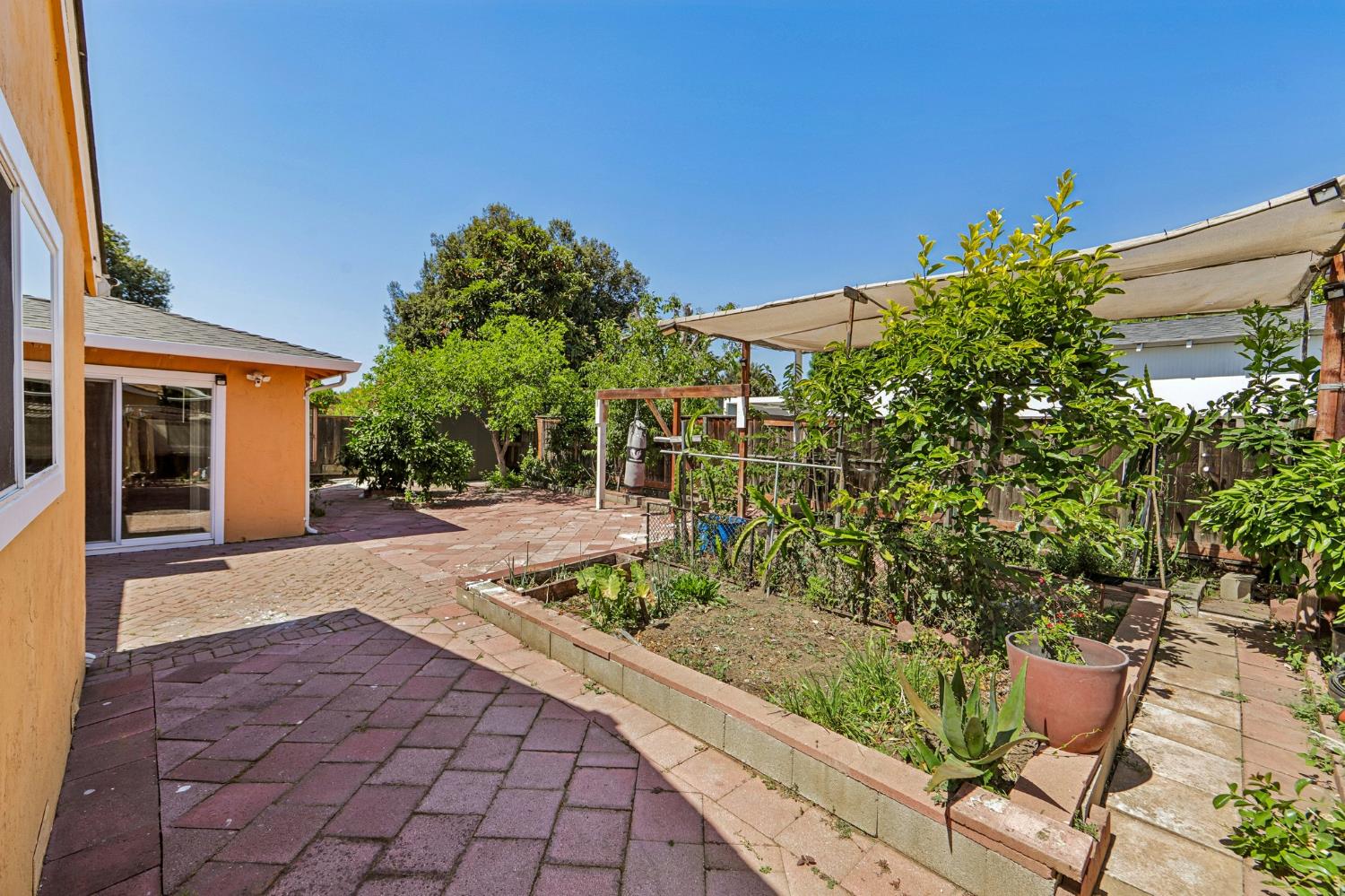Property photo 40