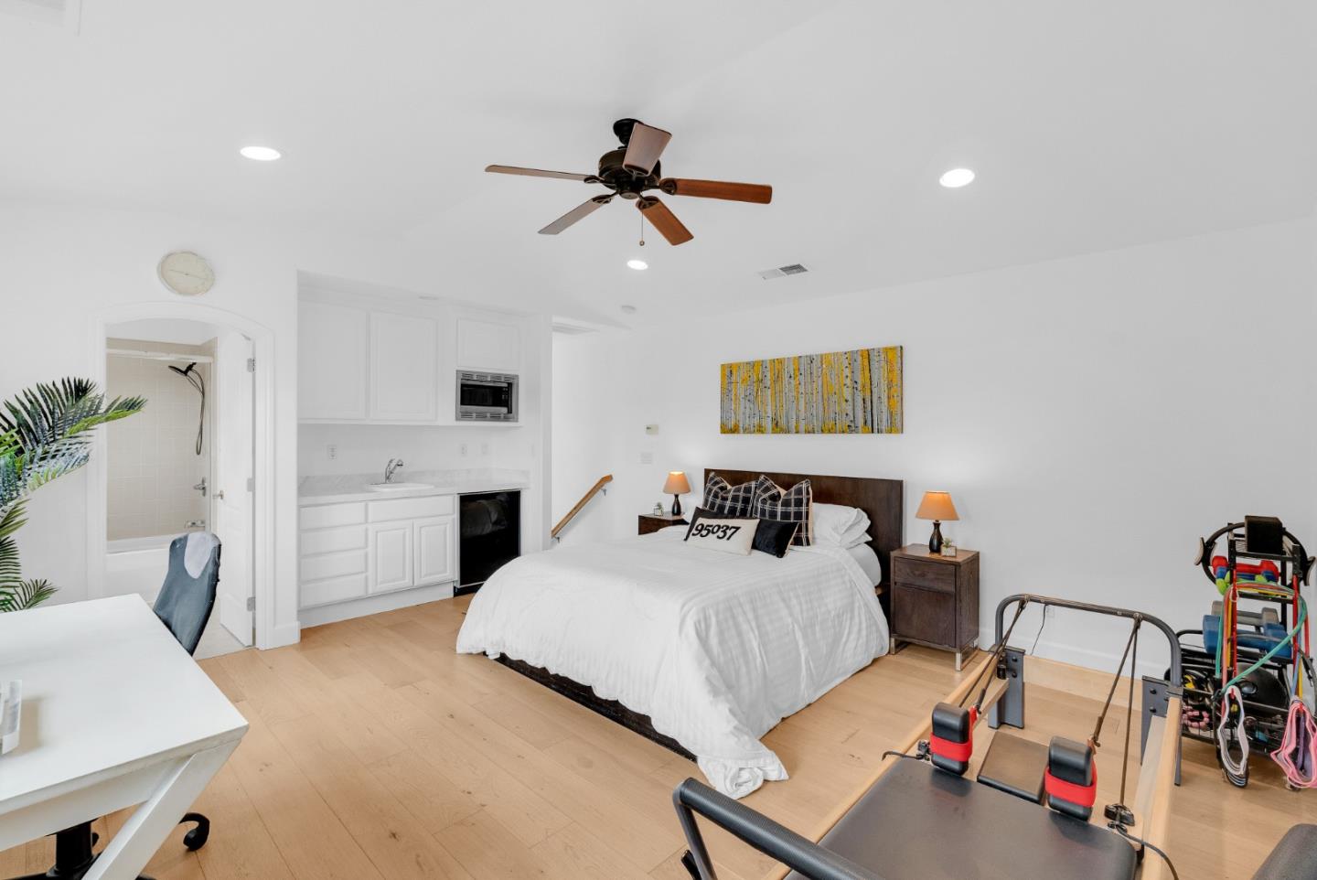 Property photo 37