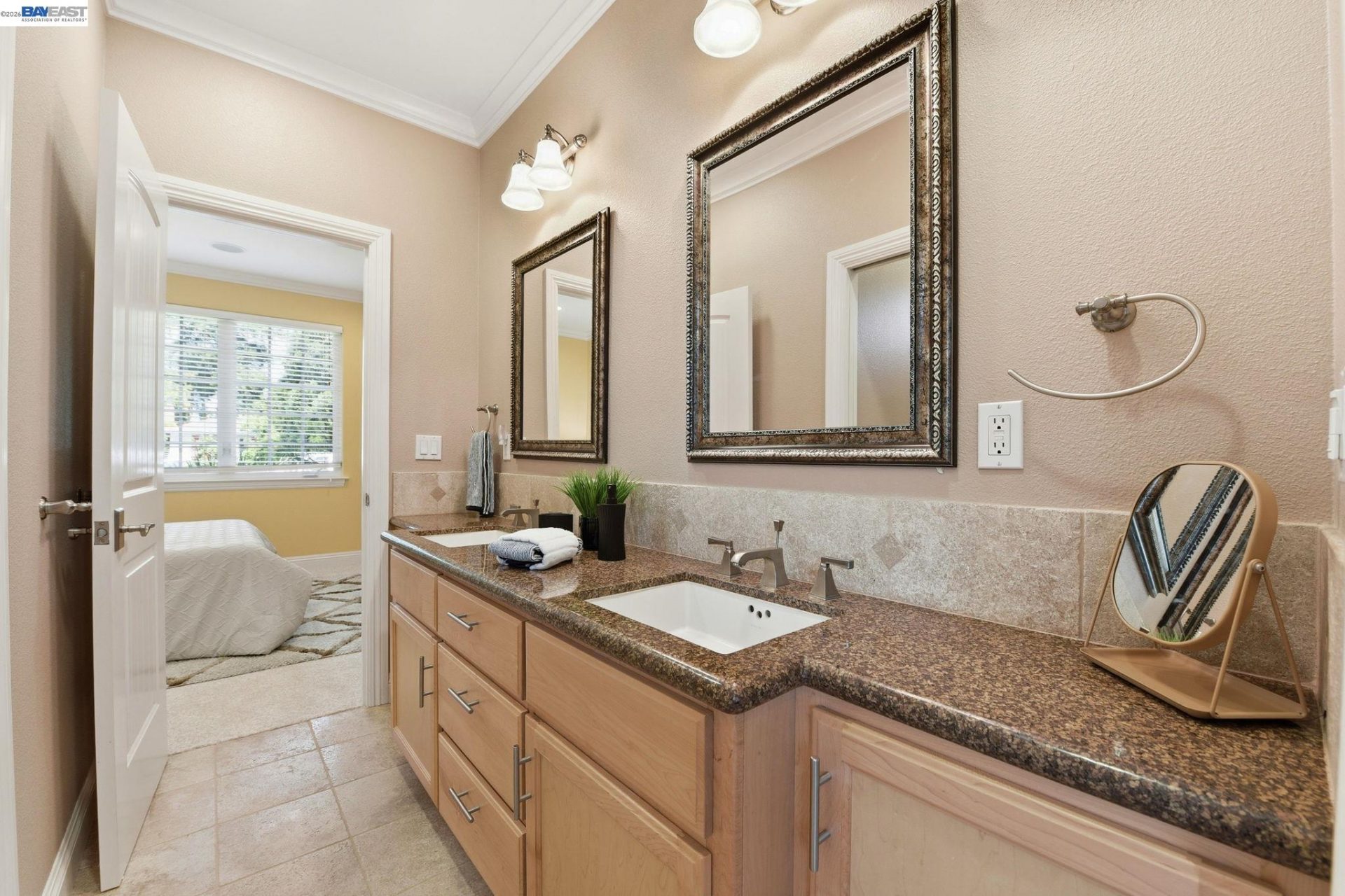 Property photo 40