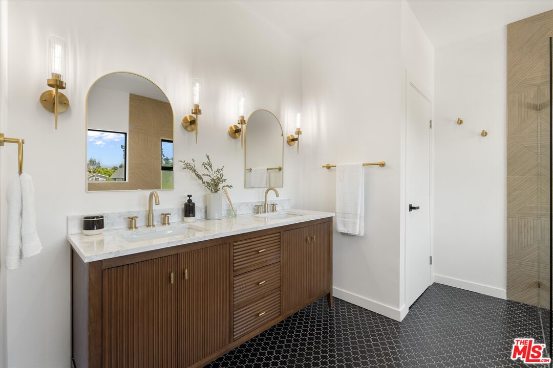 Property photo 51
