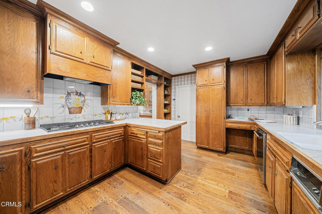 Property photo 35
