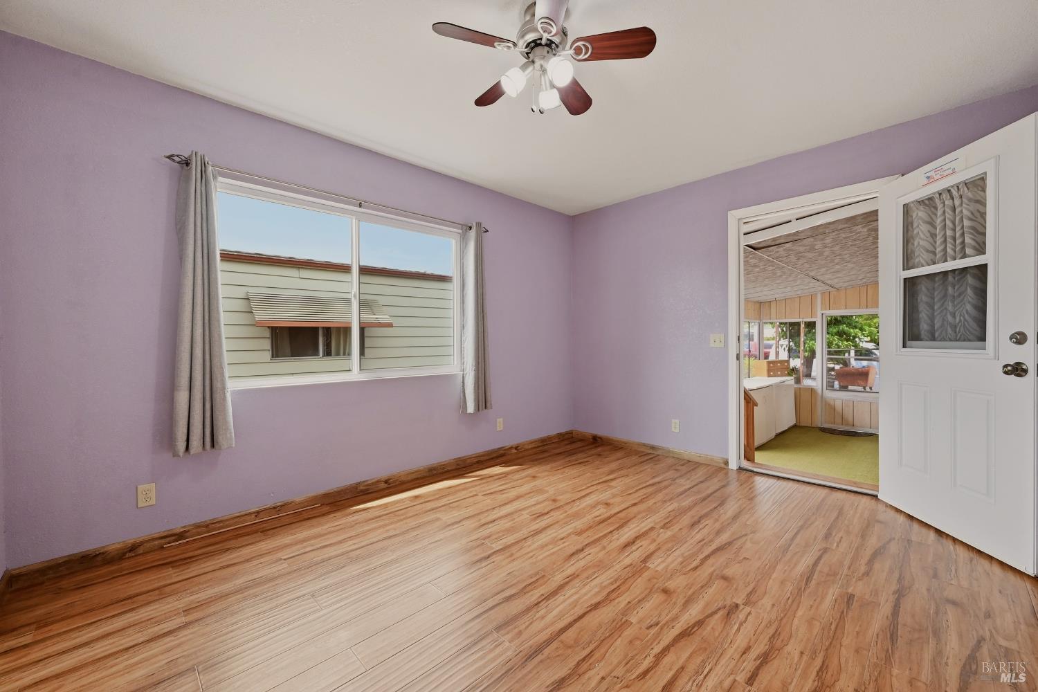 Property photo 28