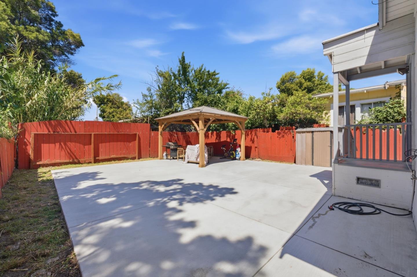 Property photo 28