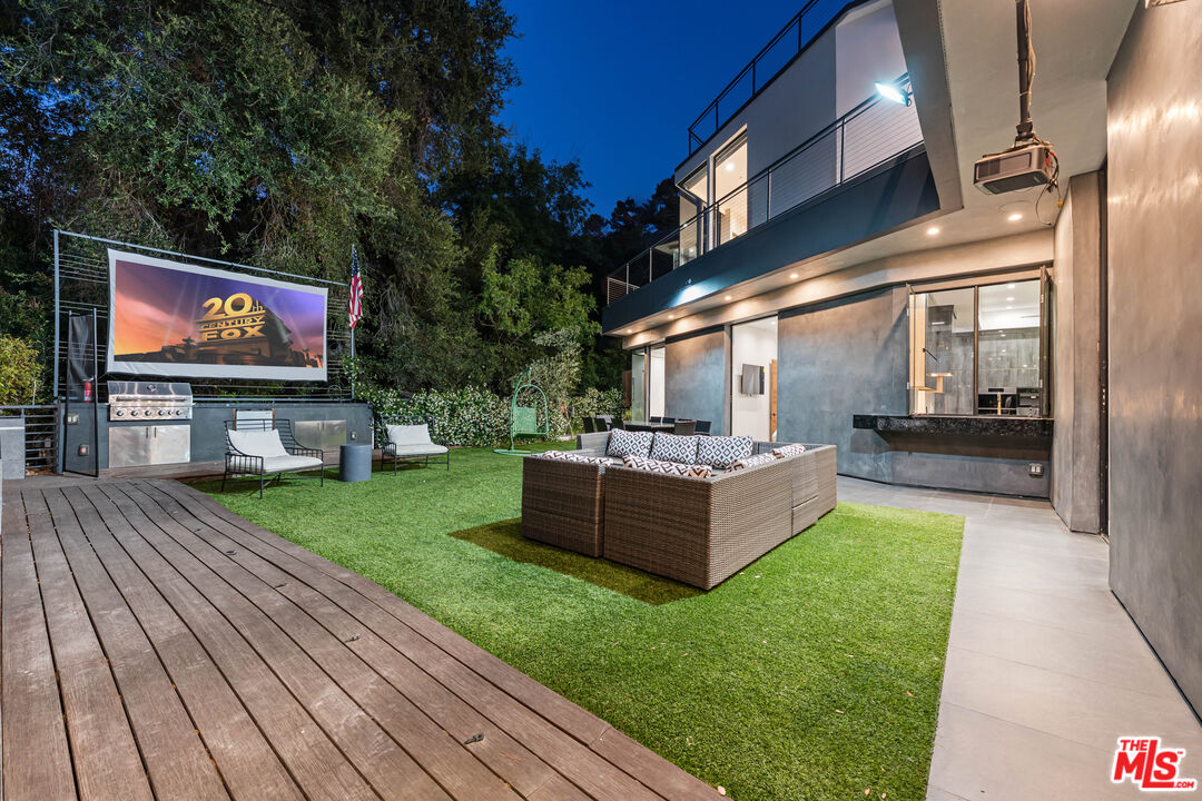 Property photo 31