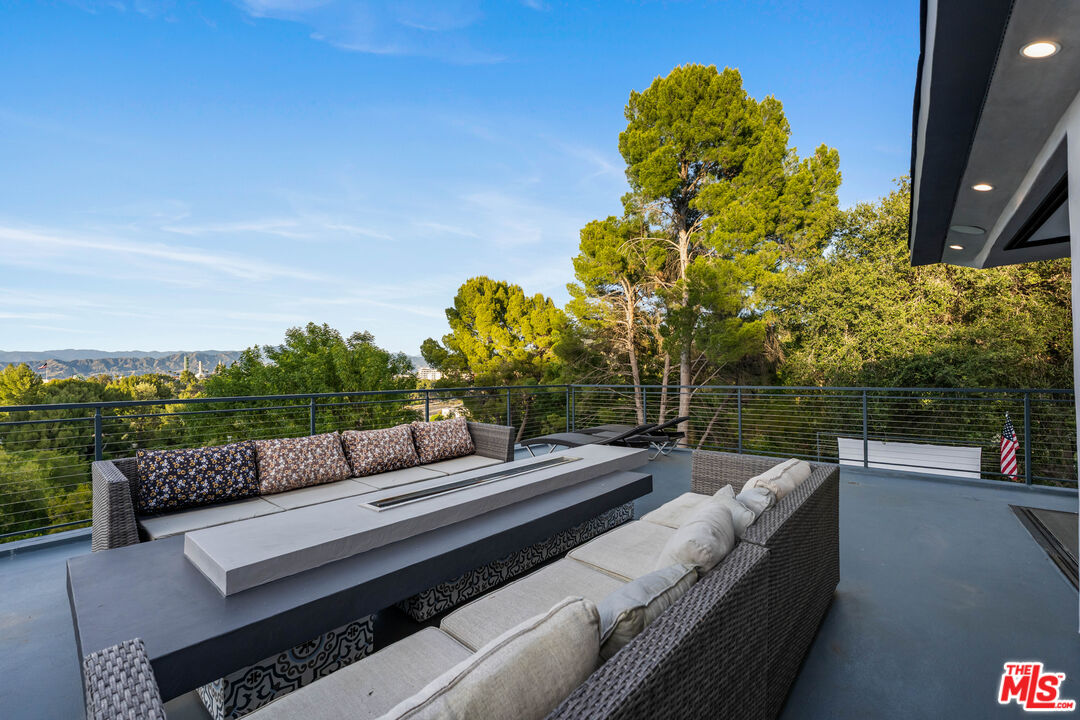 Property photo 46
