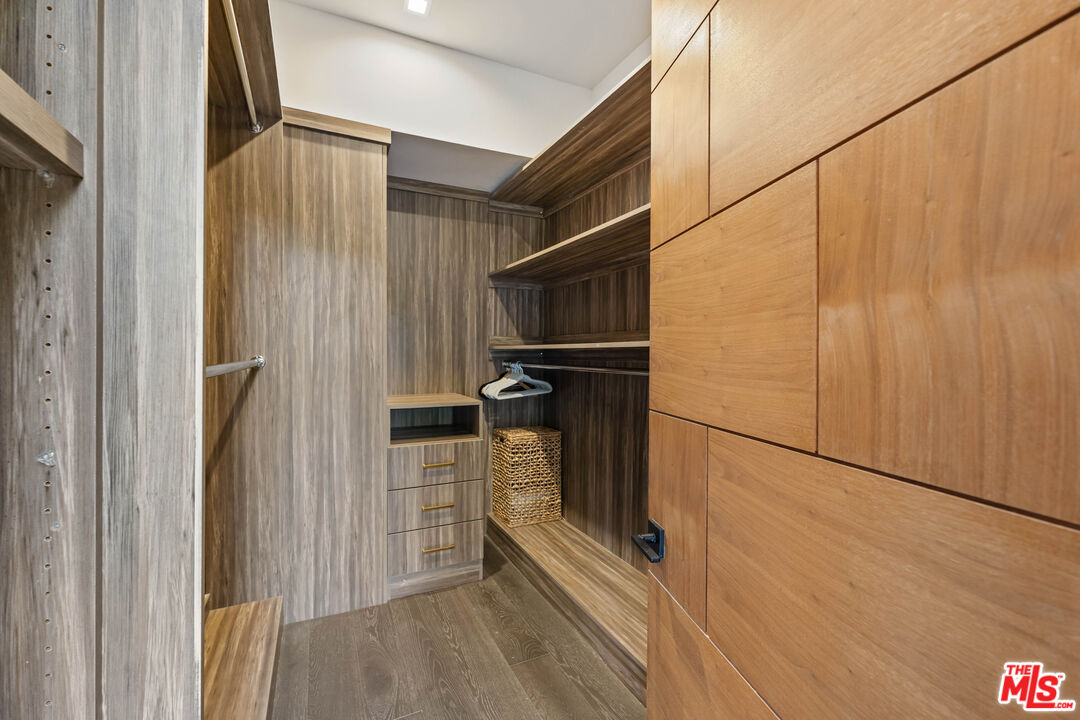 Property photo 48