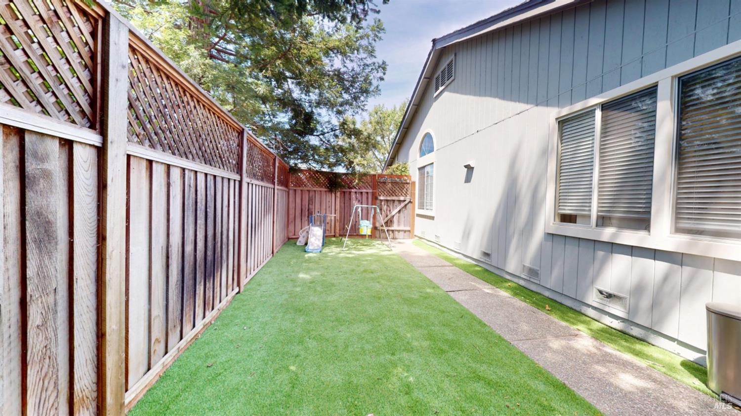 Property photo 24