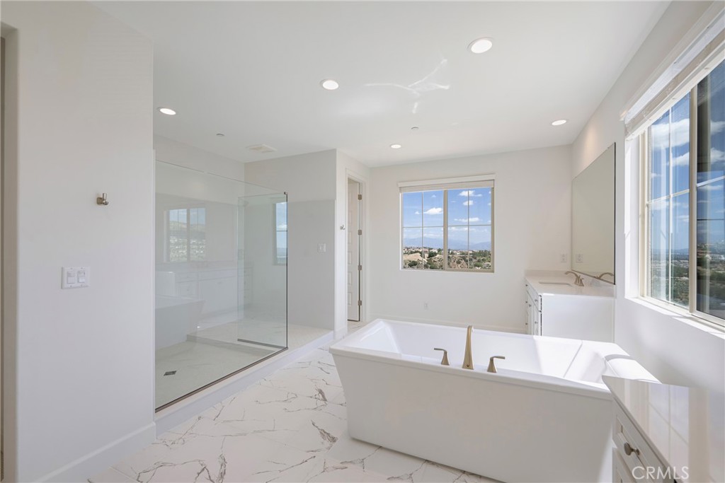 Property photo 50