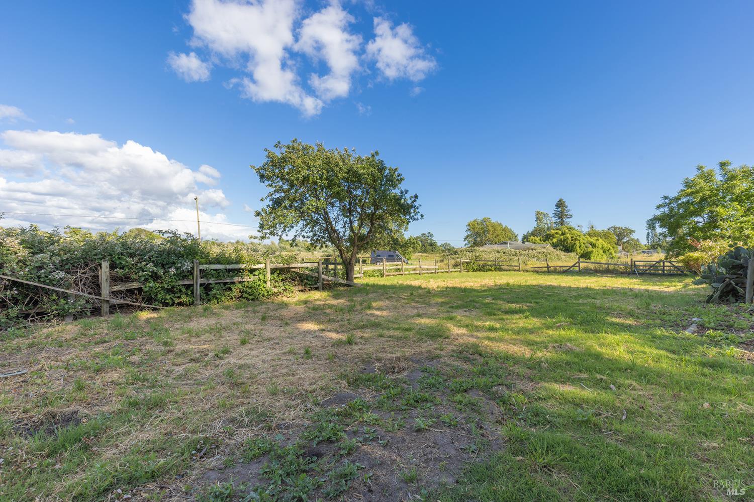 Property photo 46