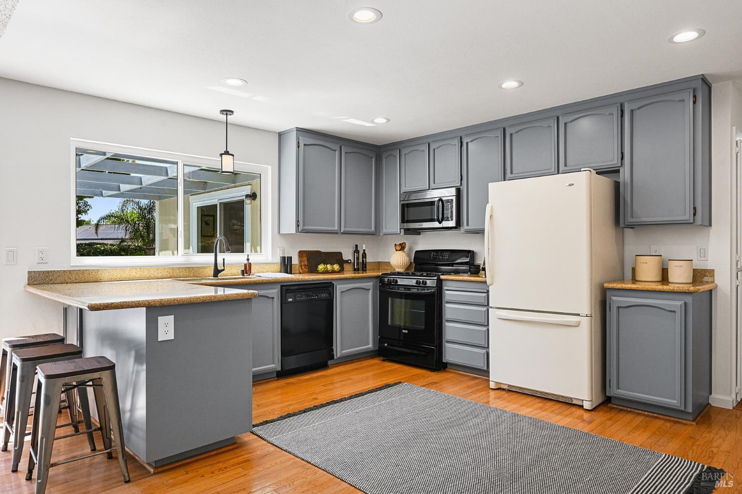 Property photo 23