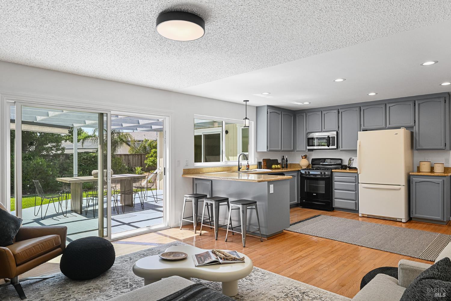 Property photo 30