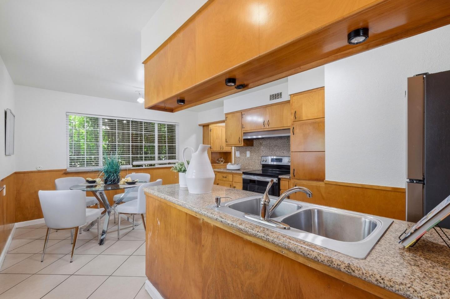 Property photo 46