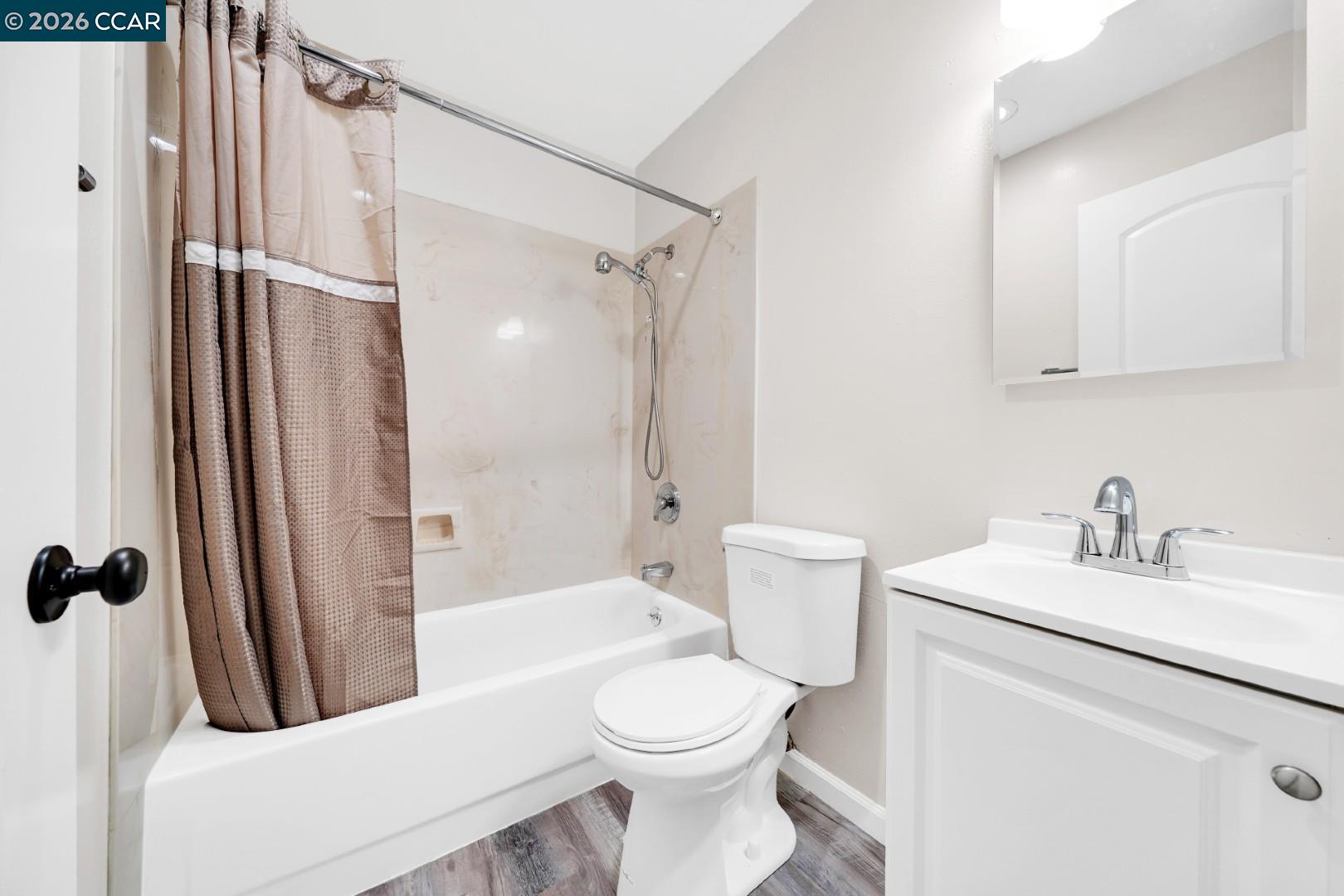 Property photo 28