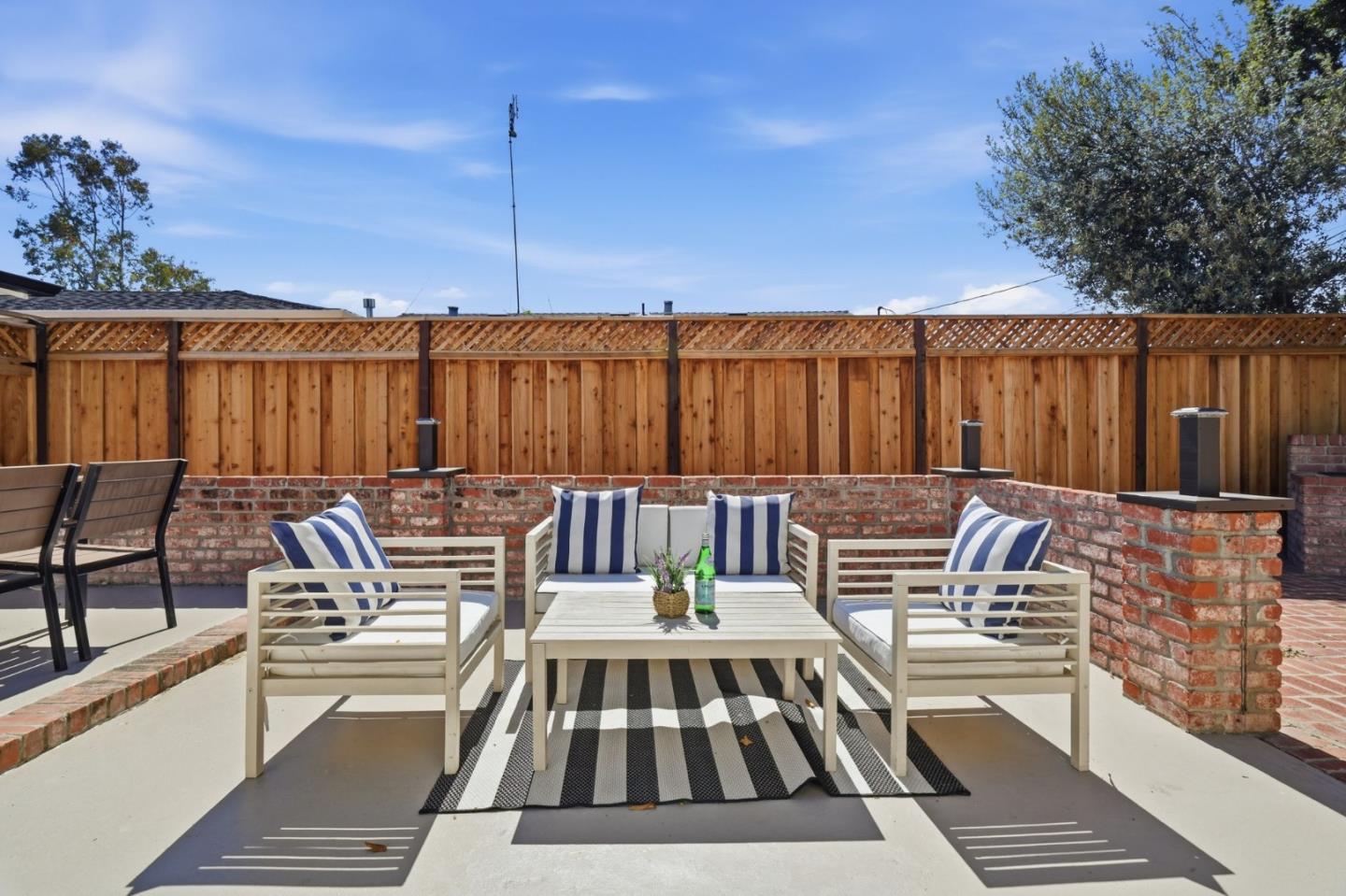 Property photo 34
