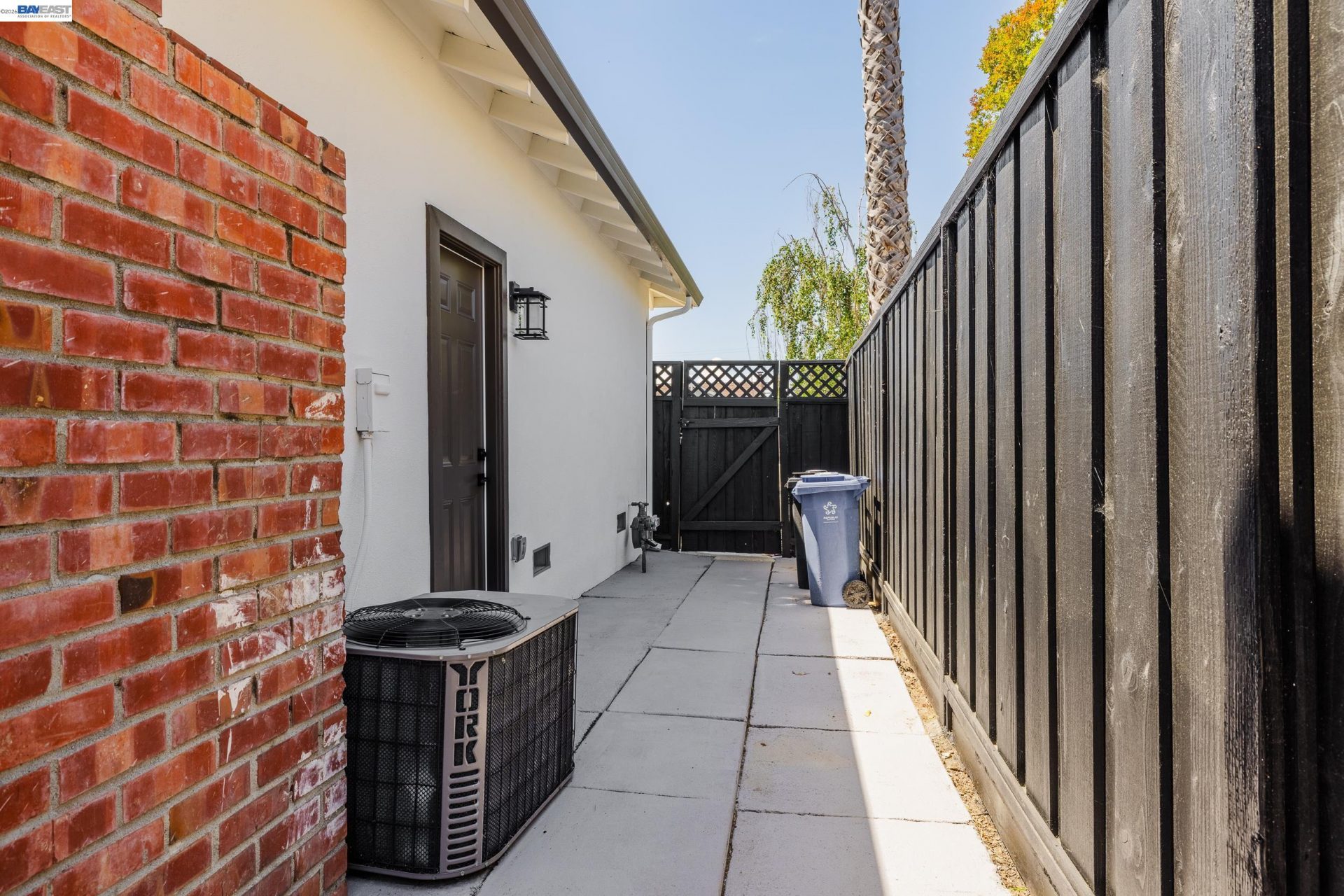Property photo 46