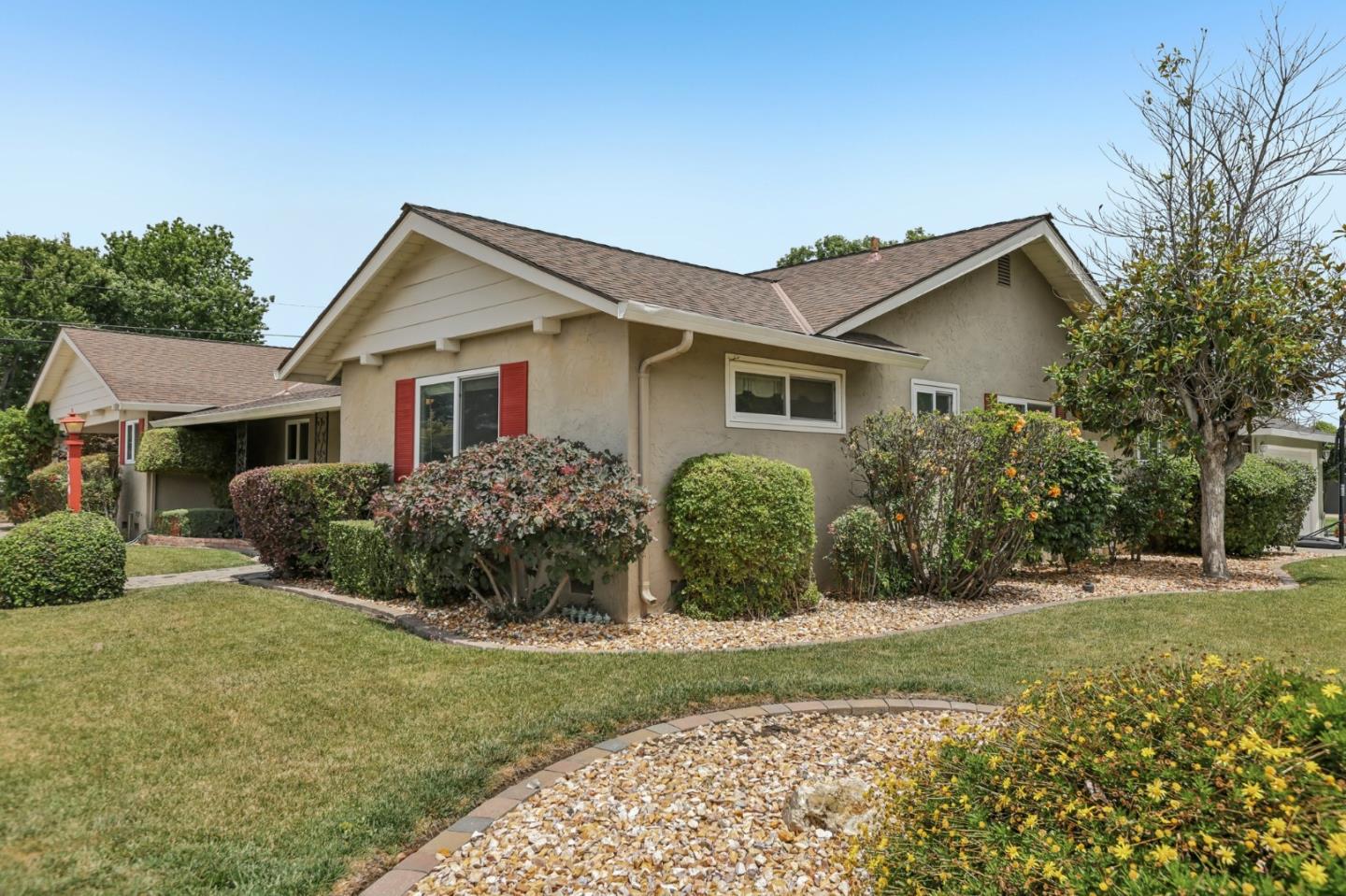 Property photo 25