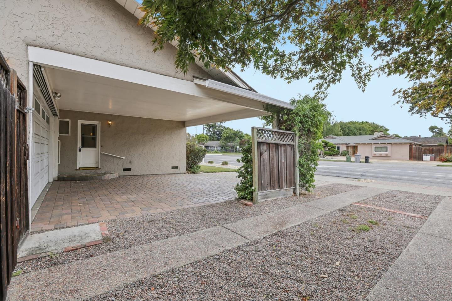 Property photo 44