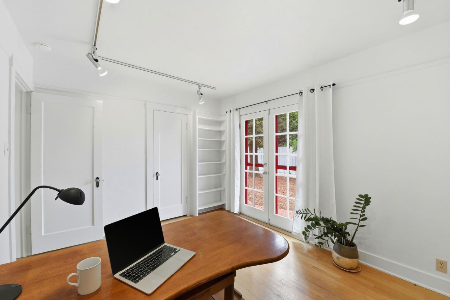 Property photo 33