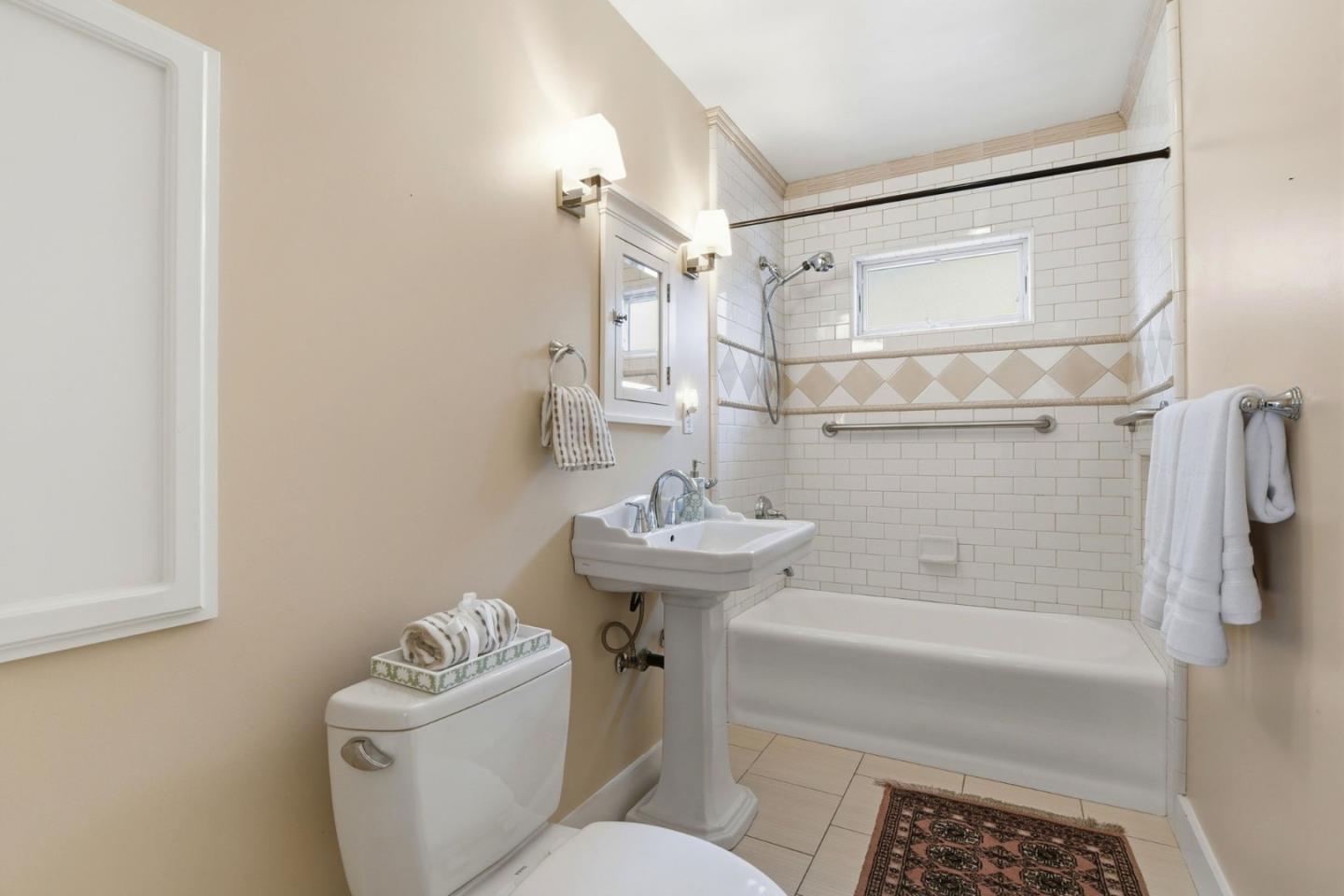 Property photo 34