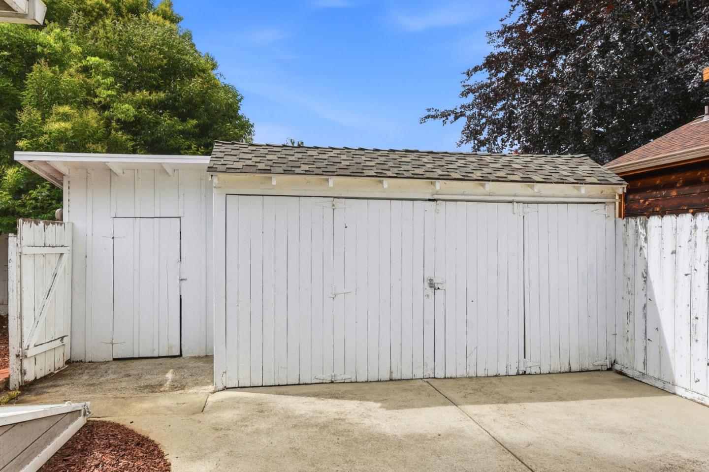 Property photo 40