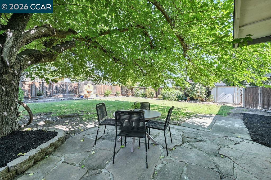 Property photo 31