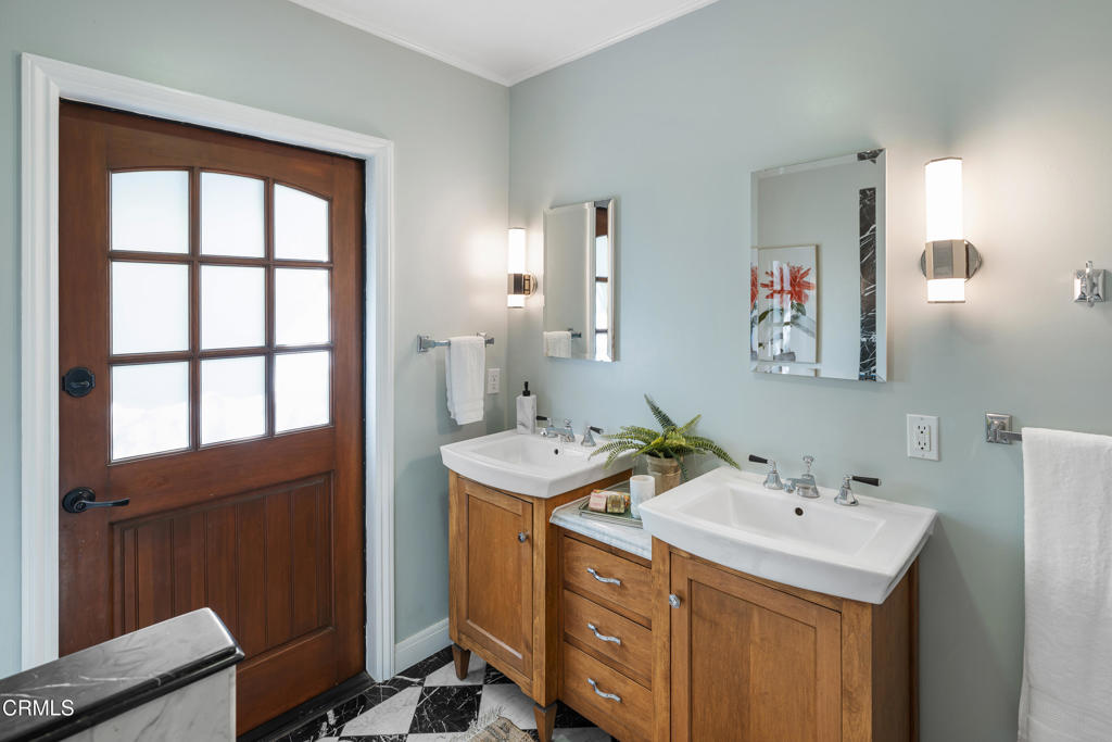 Property photo 42