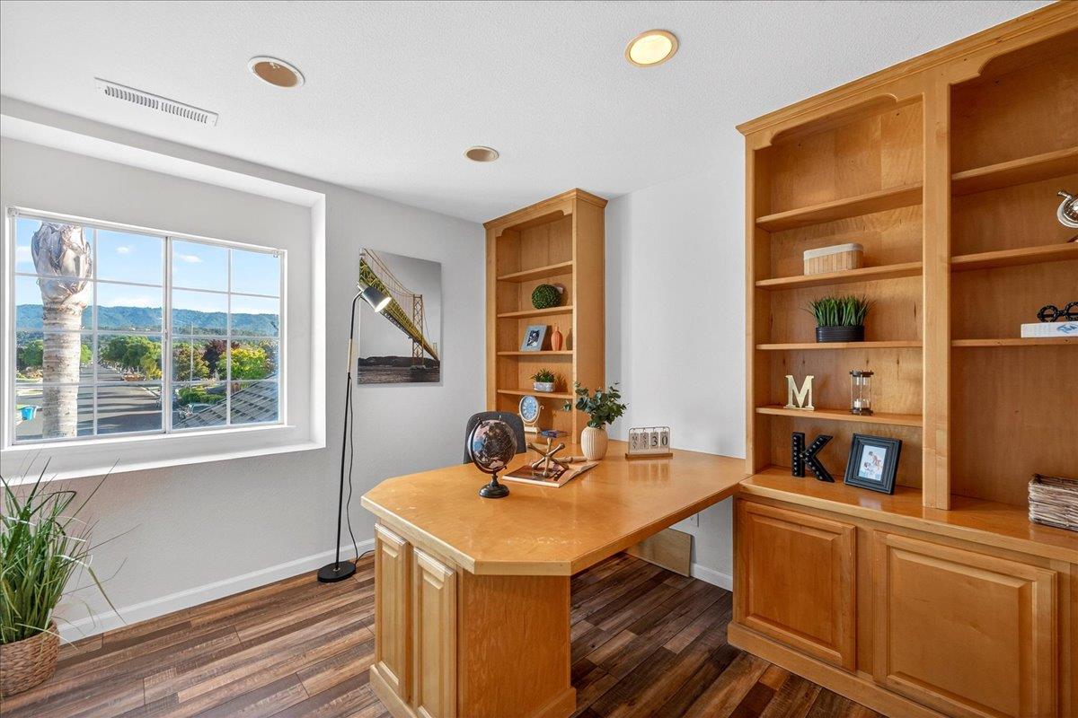 Property photo 45