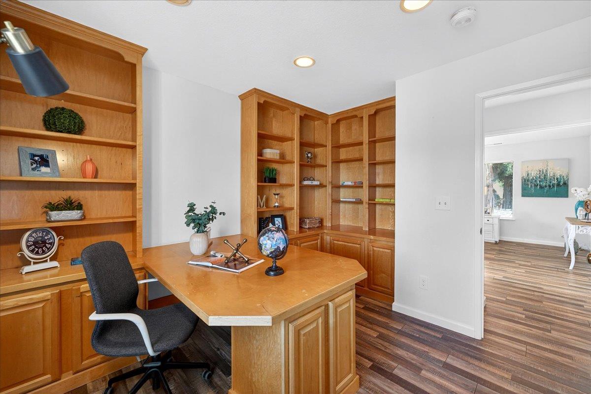 Property photo 46