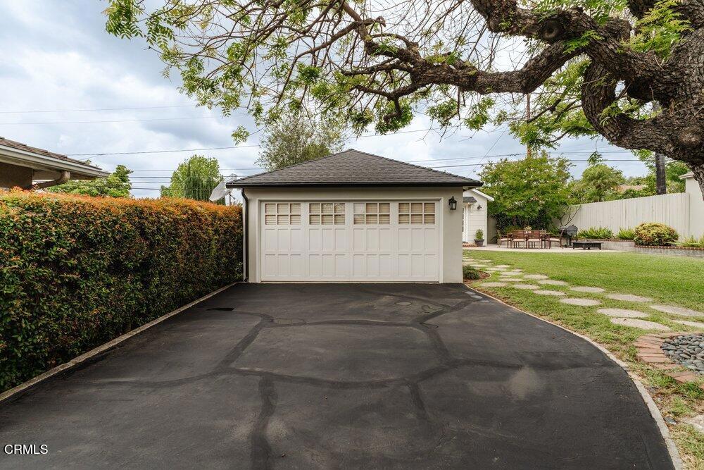 Property photo 44