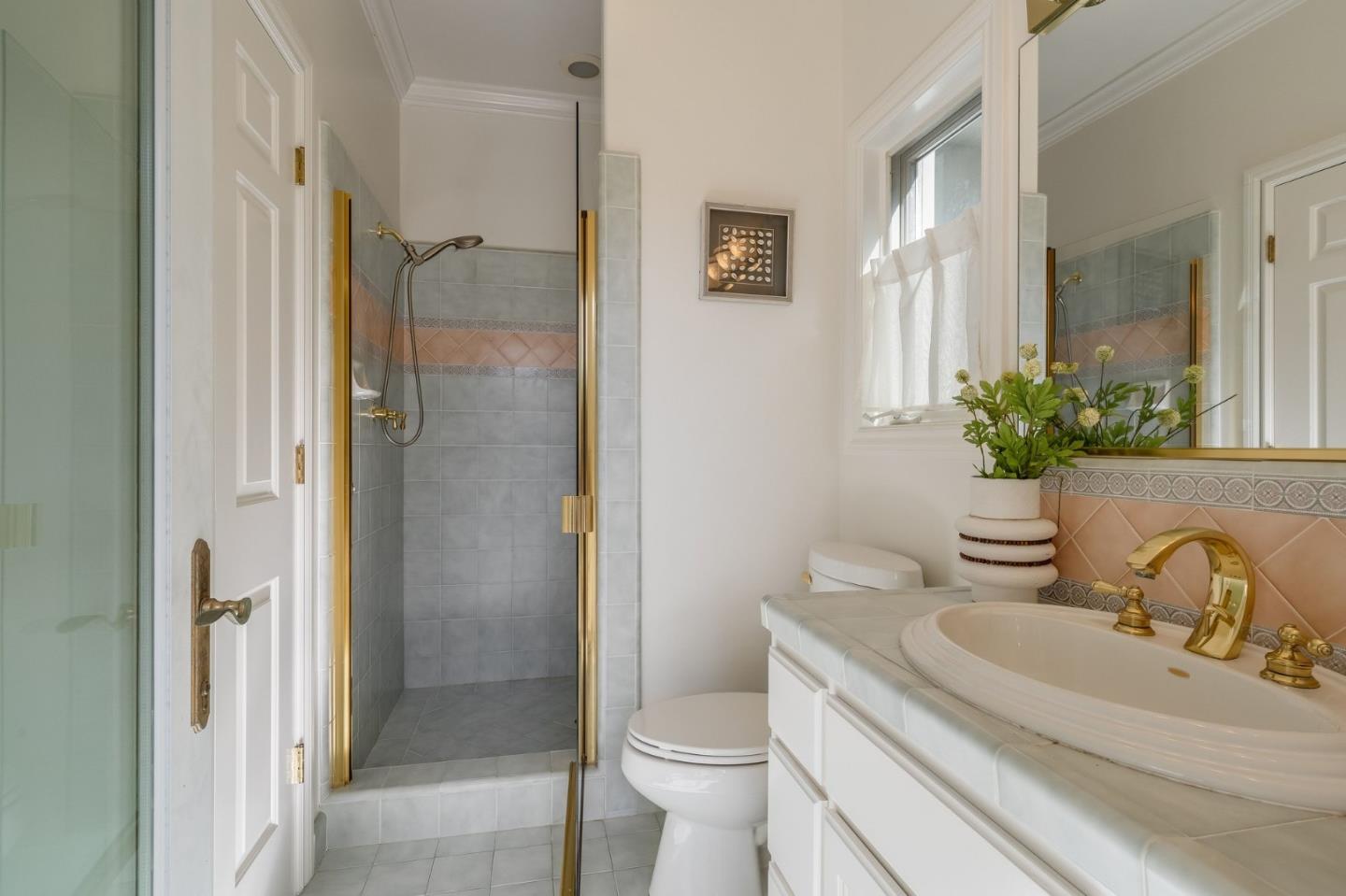 Property photo 50