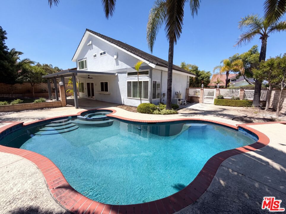 Property photo 11