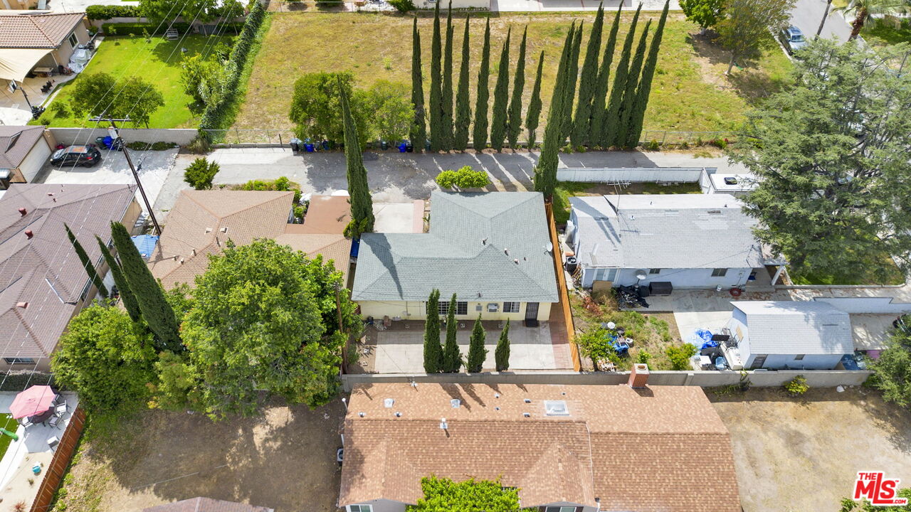 Property photo 24