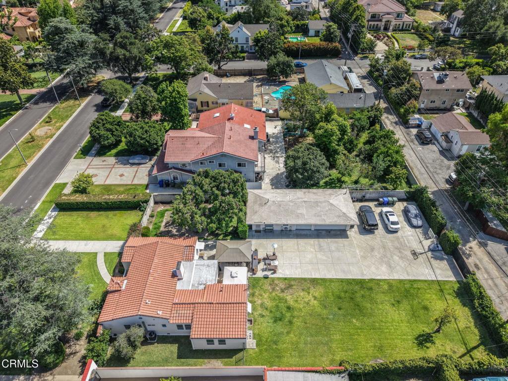 Property photo 38