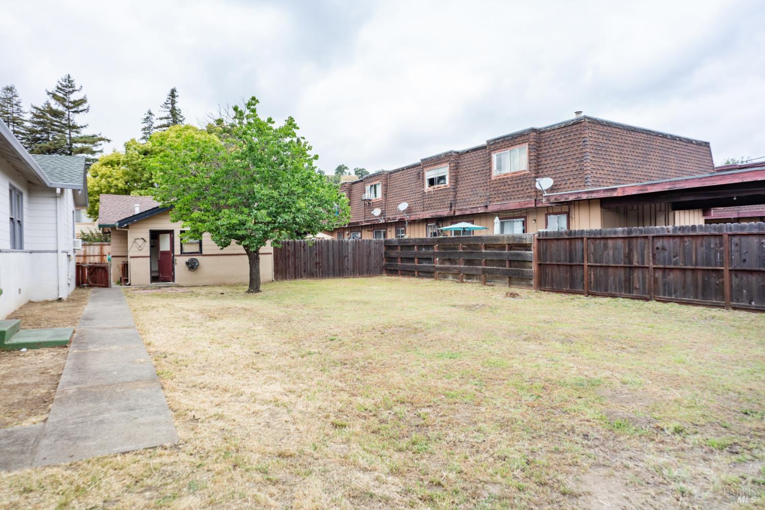Property photo 46
