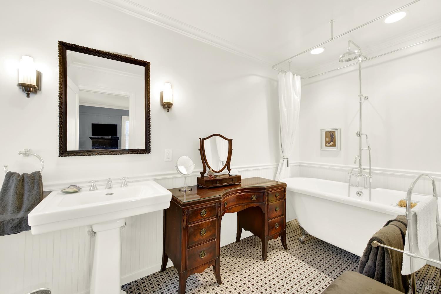 Property photo 45