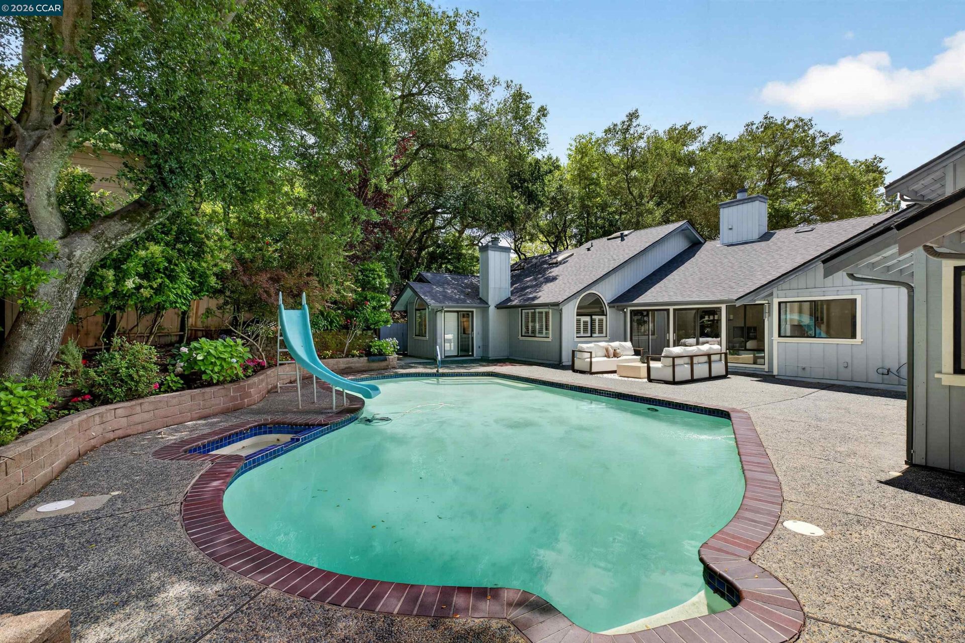 Property photo 40