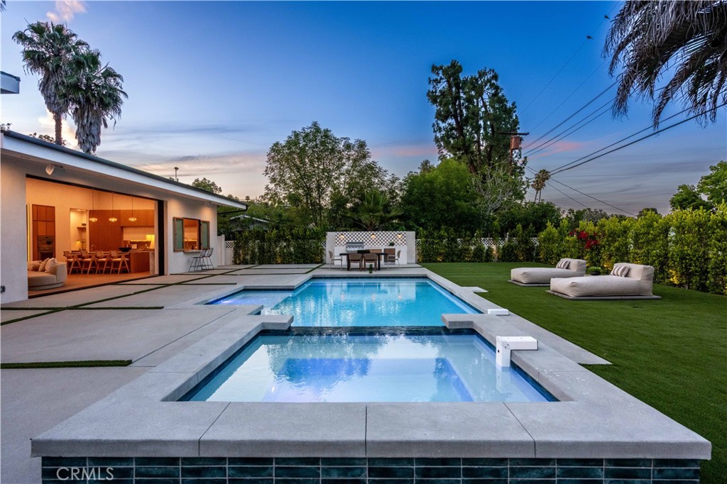 Property photo 44