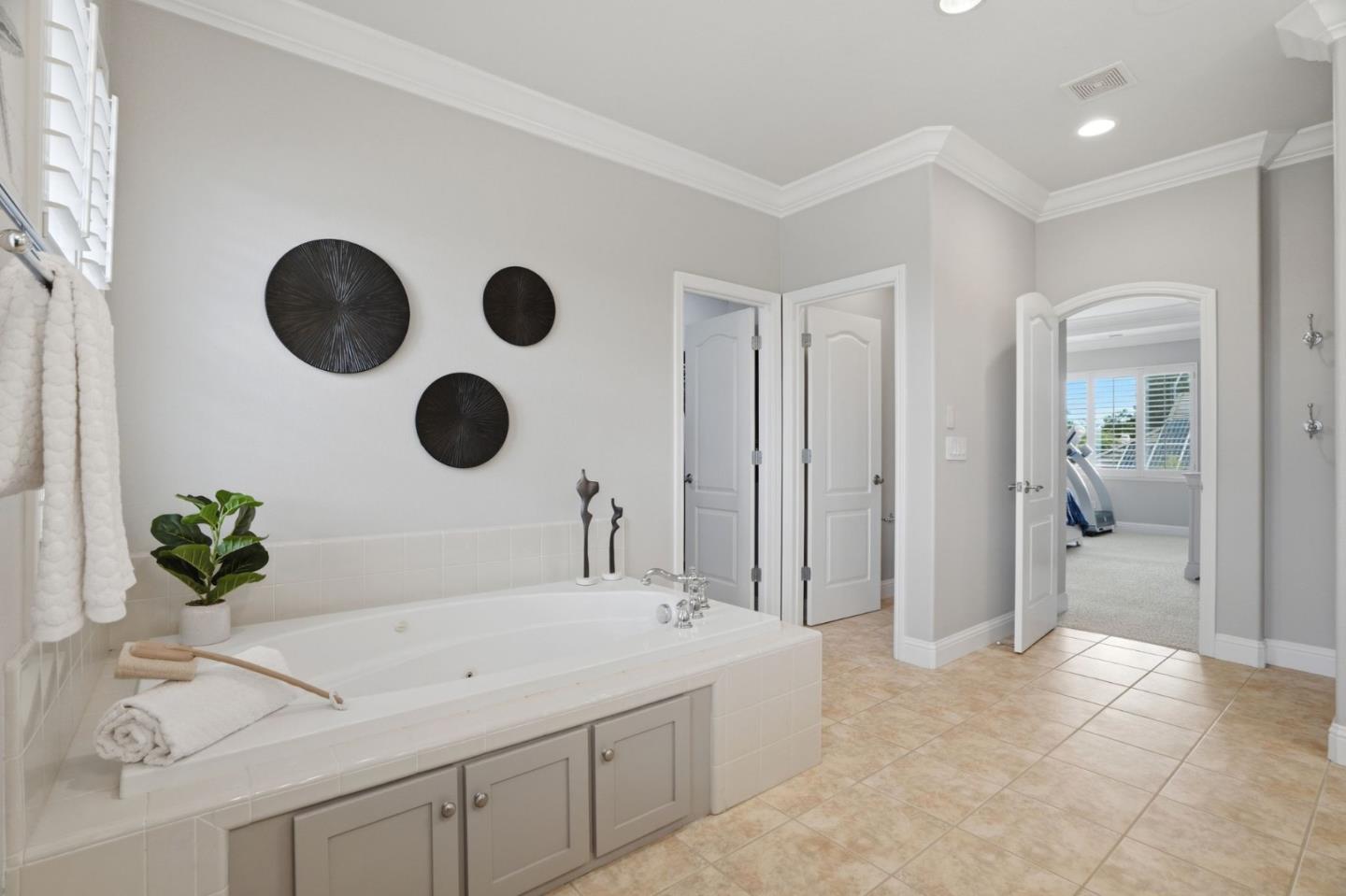 Property photo 50