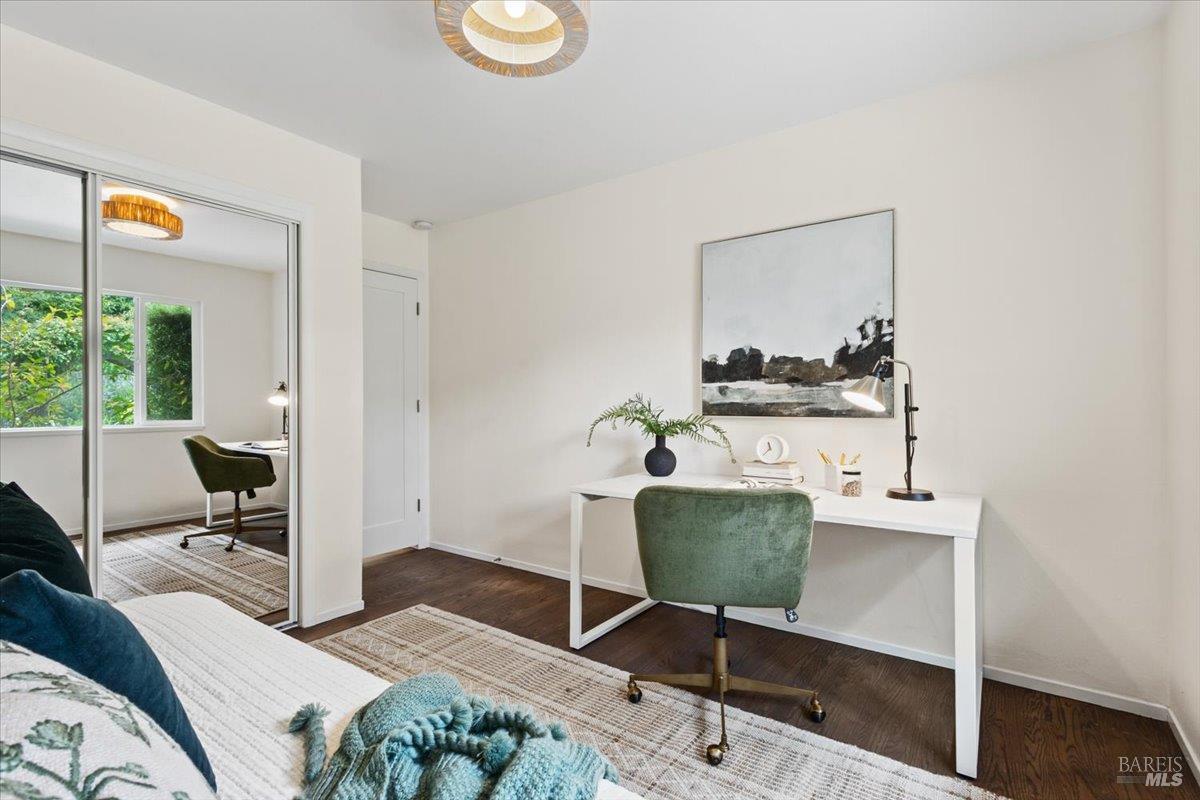Property photo 32