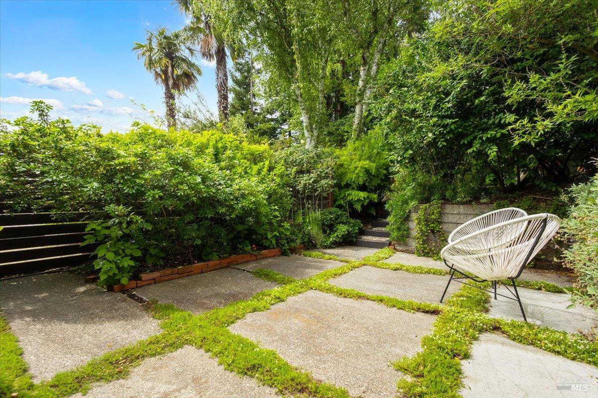 Property photo 44