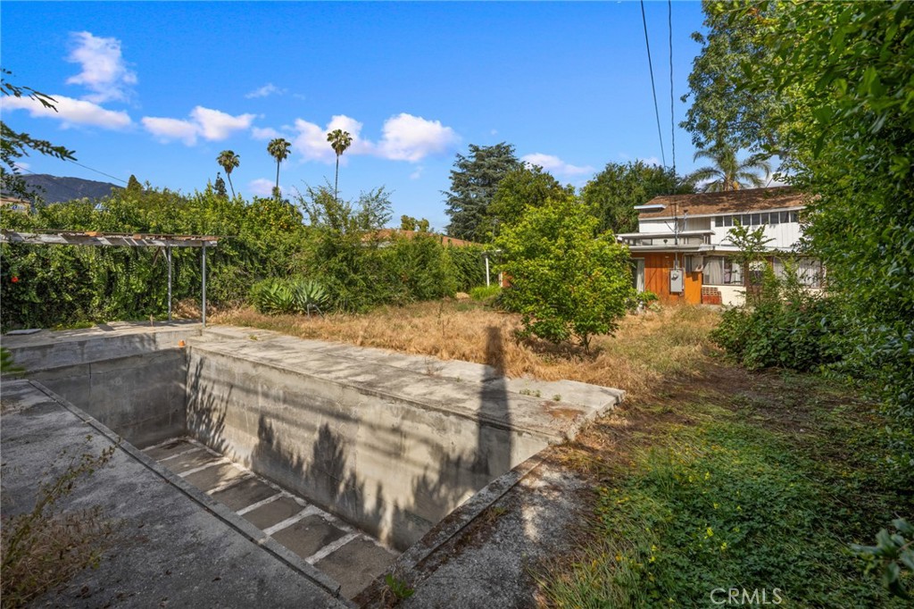Property photo 44