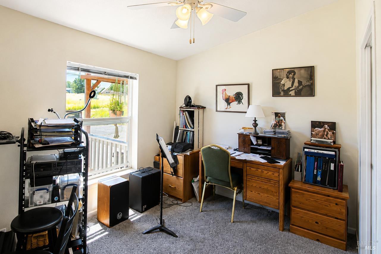 Property photo 32