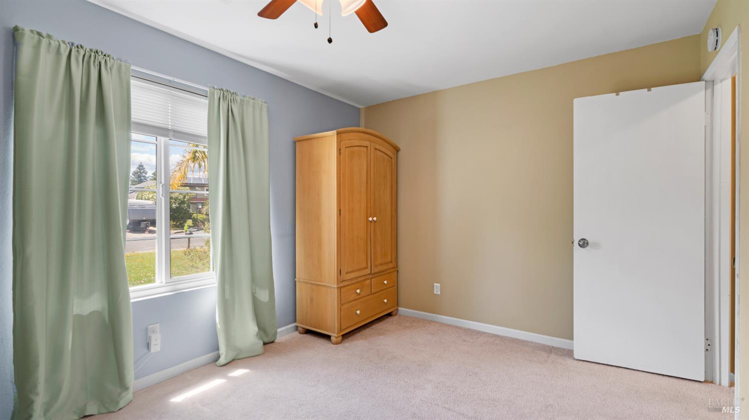 Property photo 33