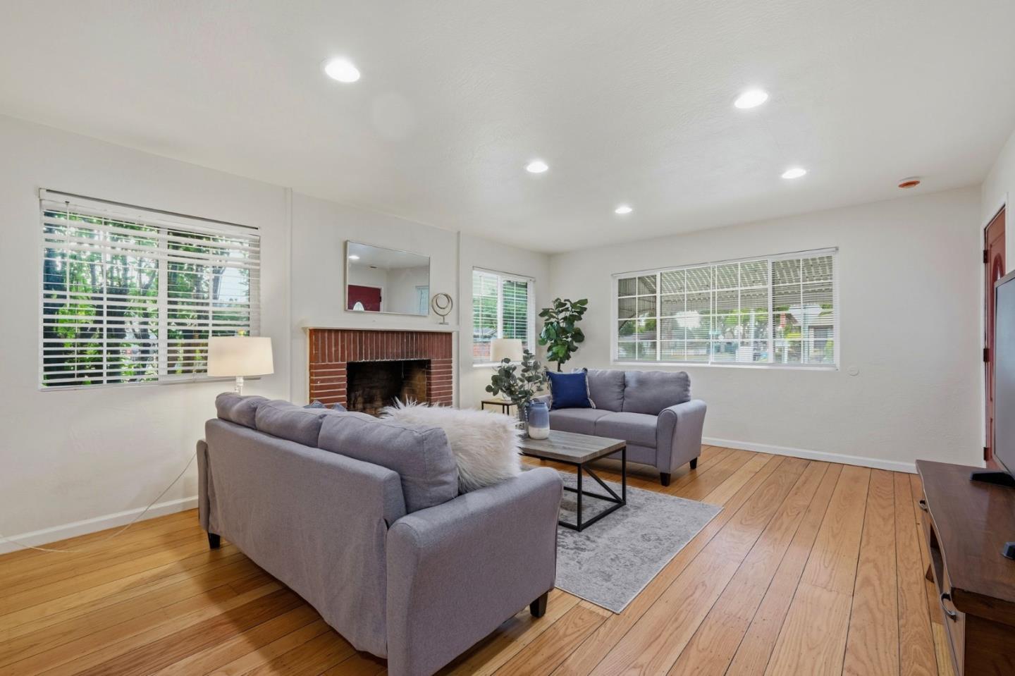 Property photo 42