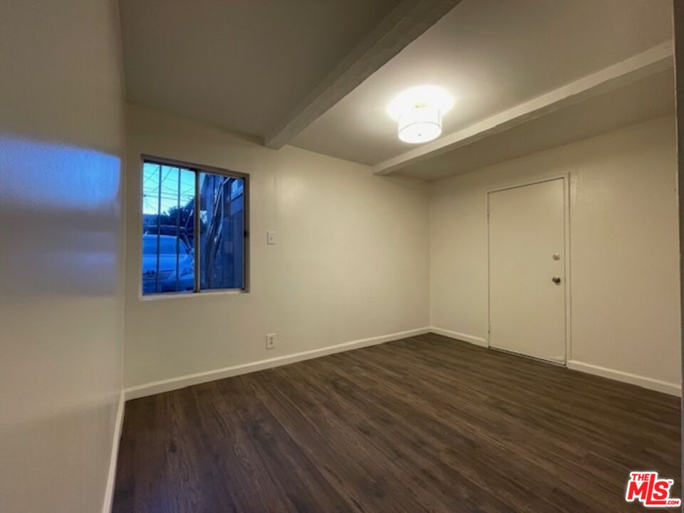 Property photo 33