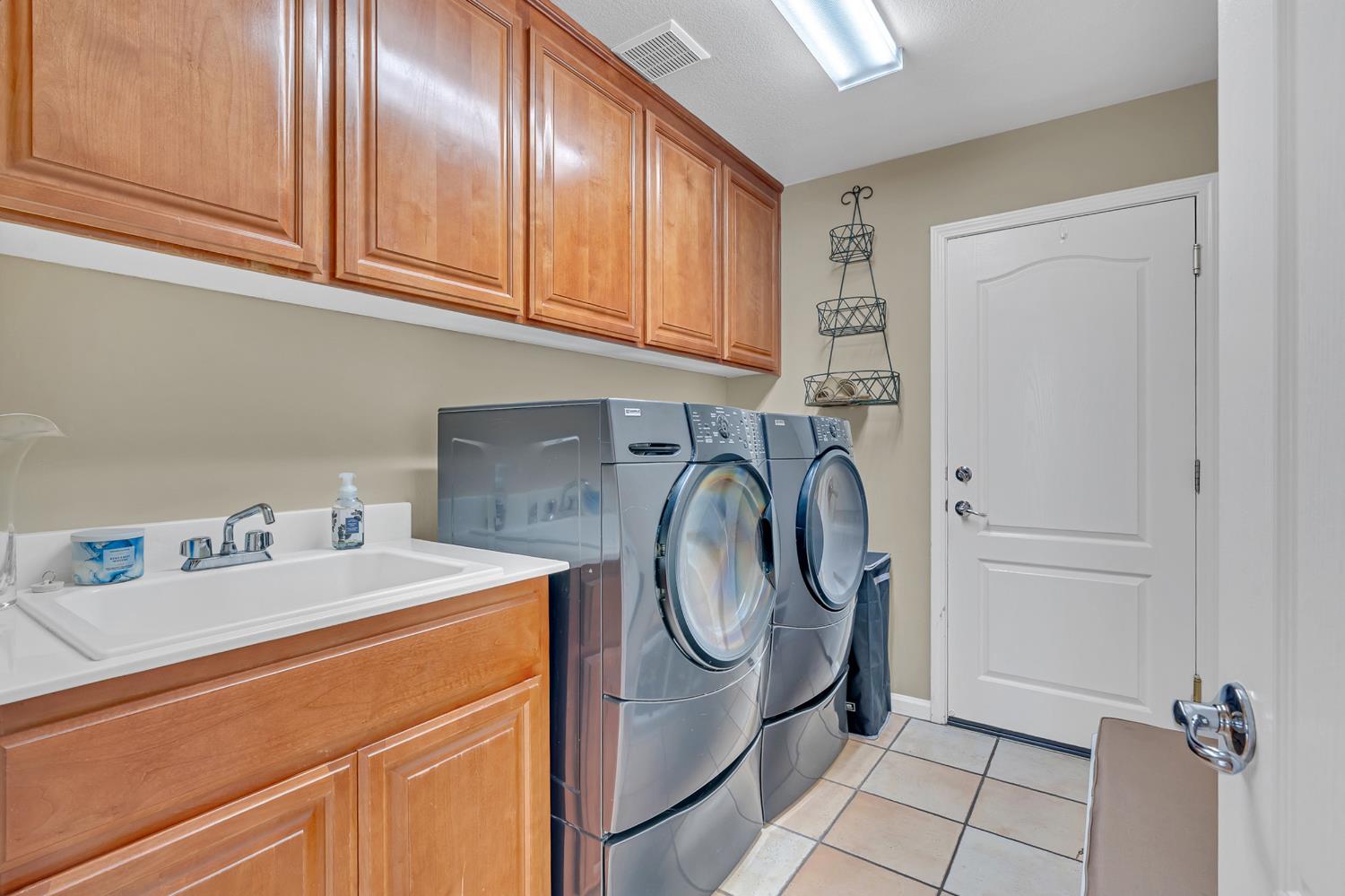 Property photo 50