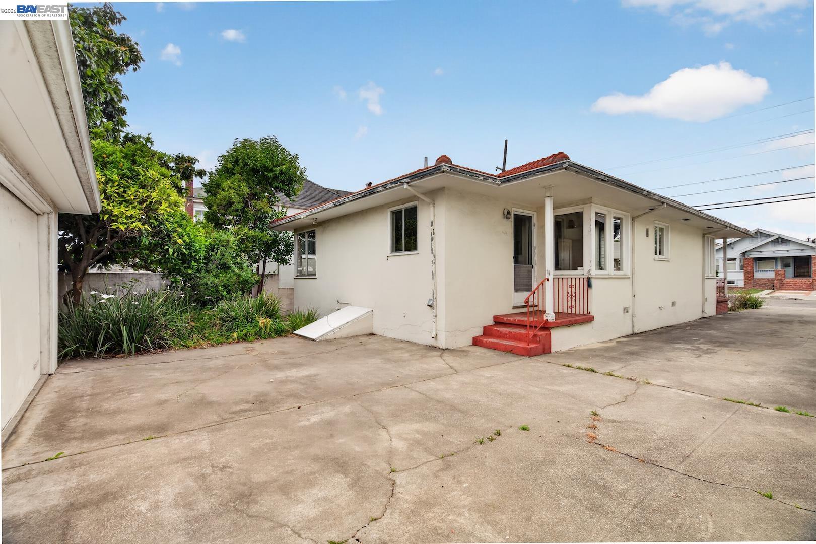 Property photo 35