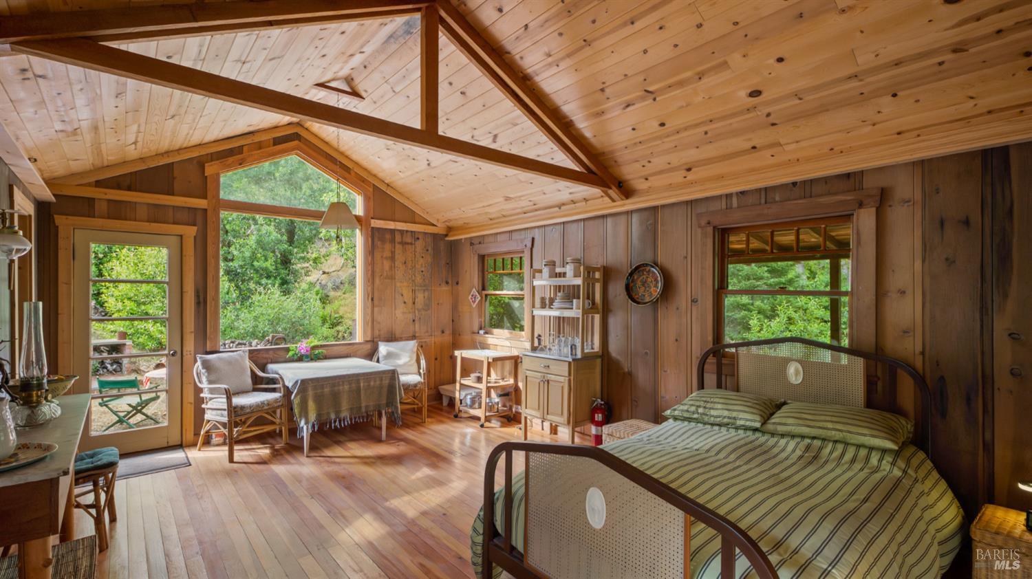Property photo 32