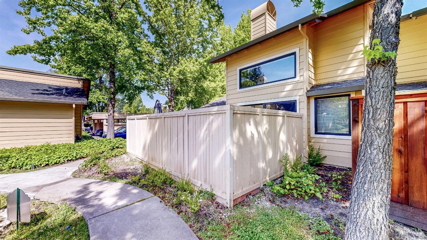 Property photo 44