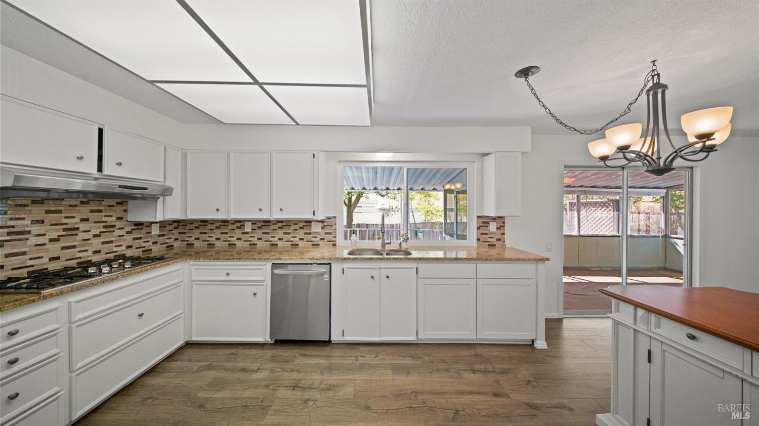 Property photo 17